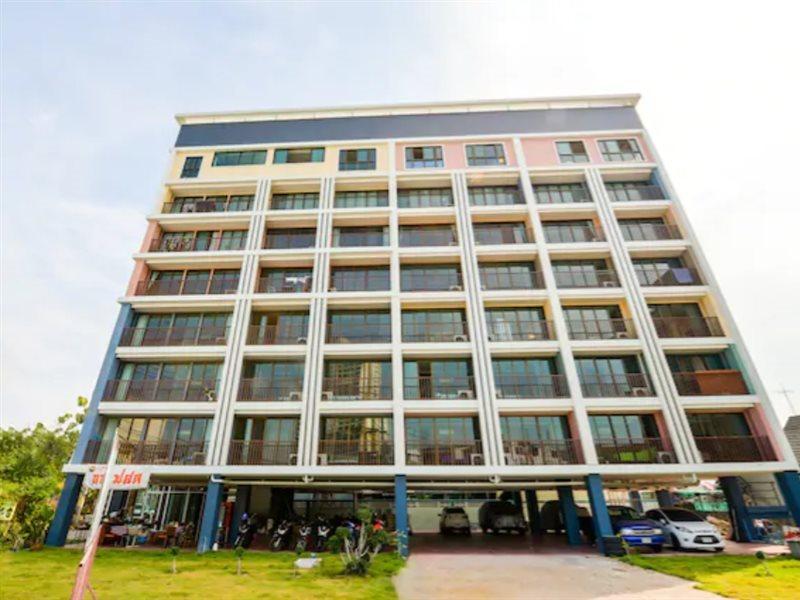 Super Oyo 458 Nakorn Siam Boutique Hotel Pattaya Exterior photo