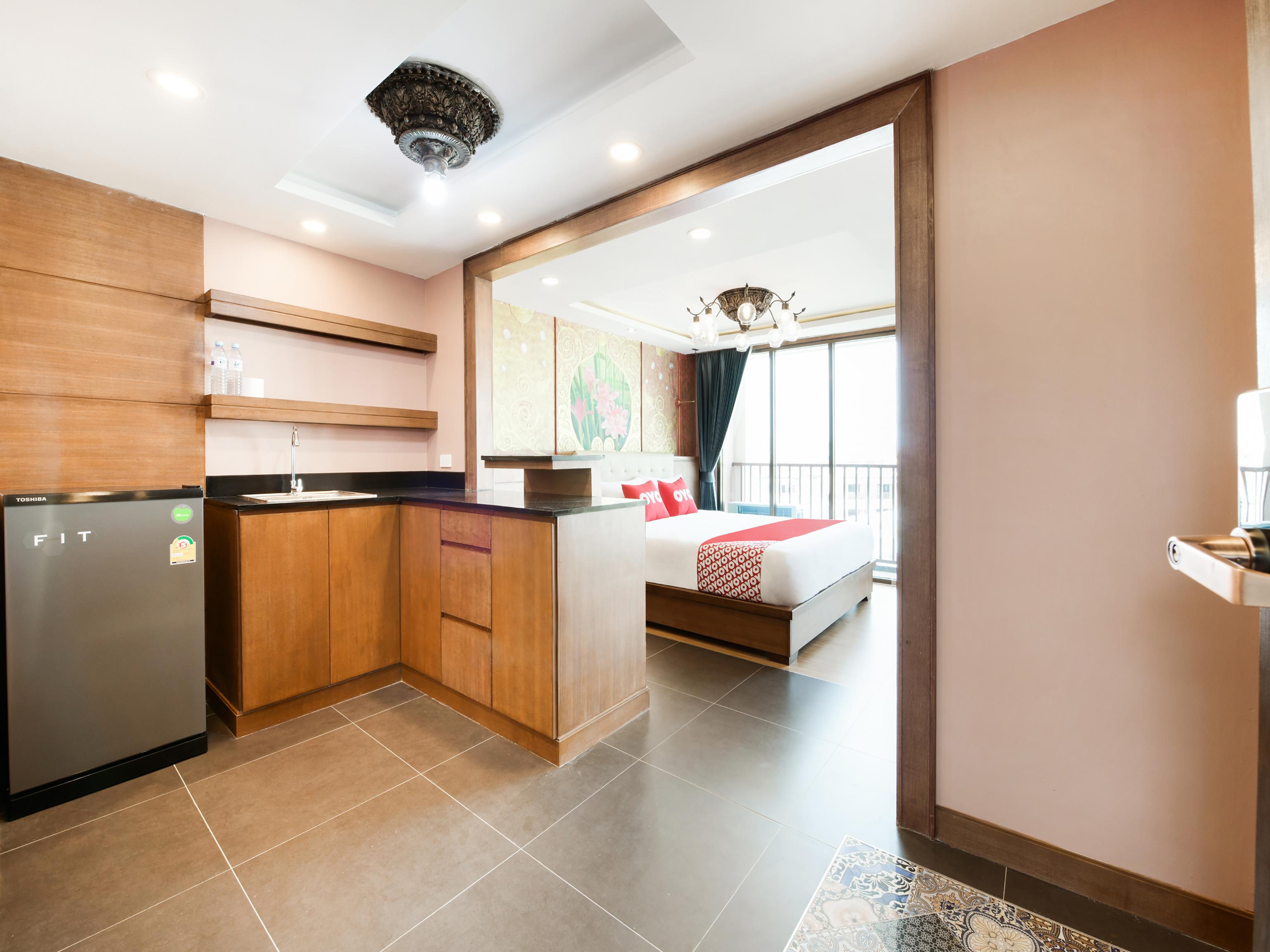 Super Oyo 458 Nakorn Siam Boutique Hotel Pattaya Exterior photo