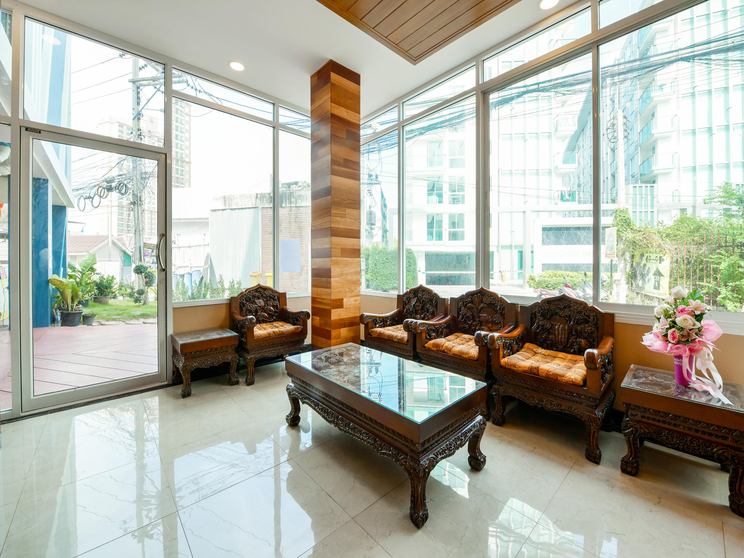 Super Oyo 458 Nakorn Siam Boutique Hotel Pattaya Exterior photo