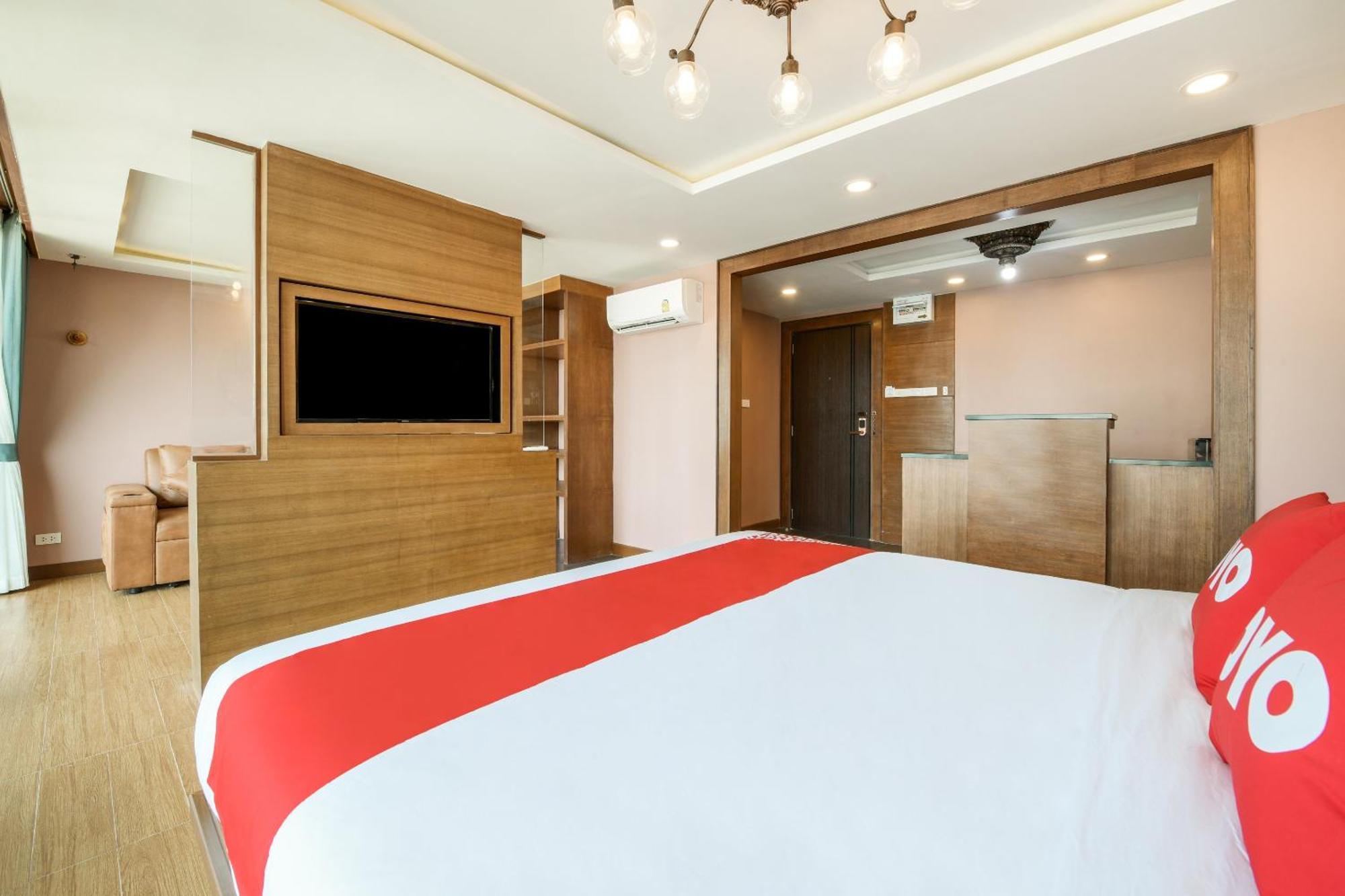 Super Oyo 458 Nakorn Siam Boutique Hotel Pattaya Exterior photo