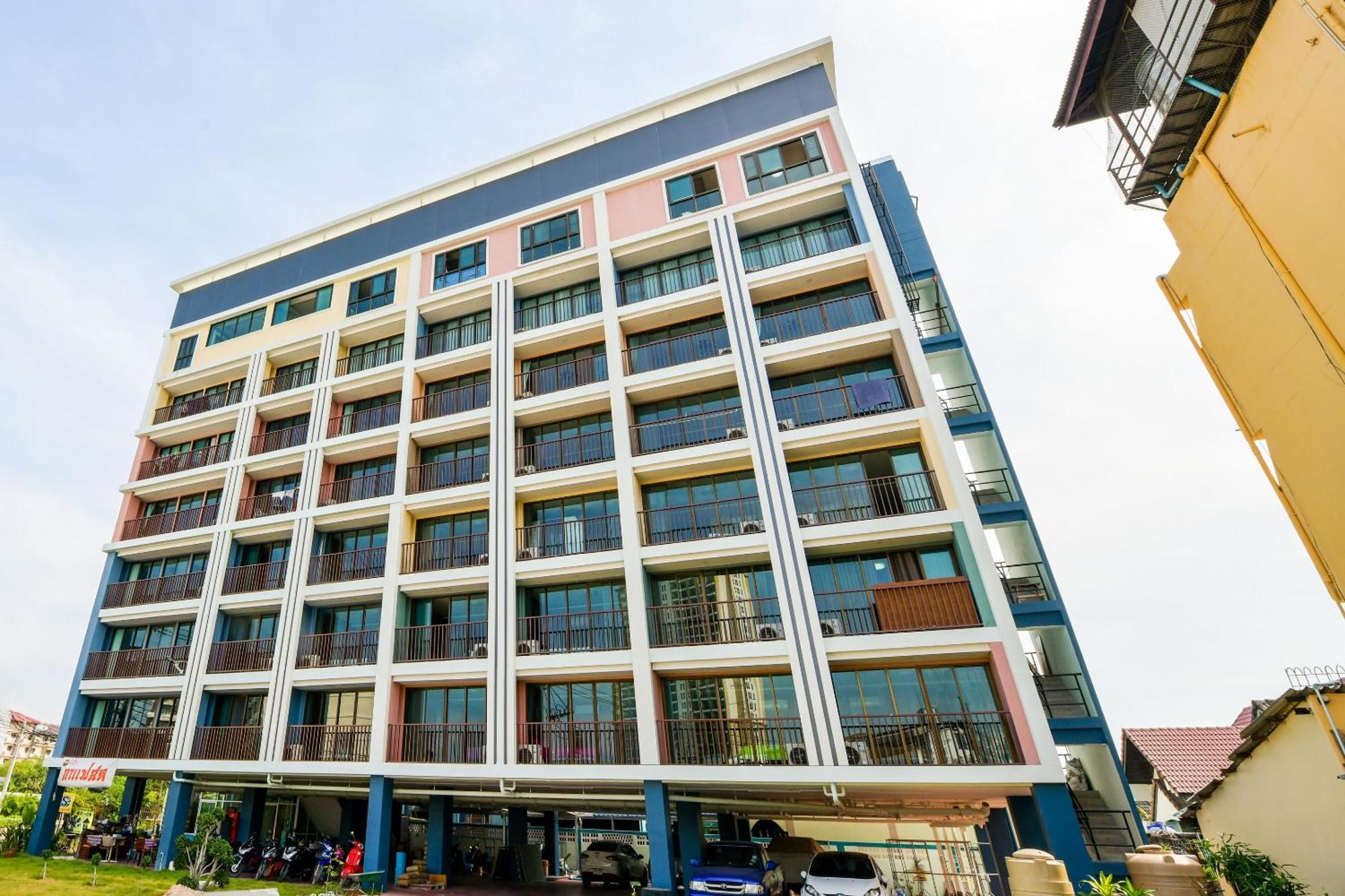 Super Oyo 458 Nakorn Siam Boutique Hotel Pattaya Exterior photo